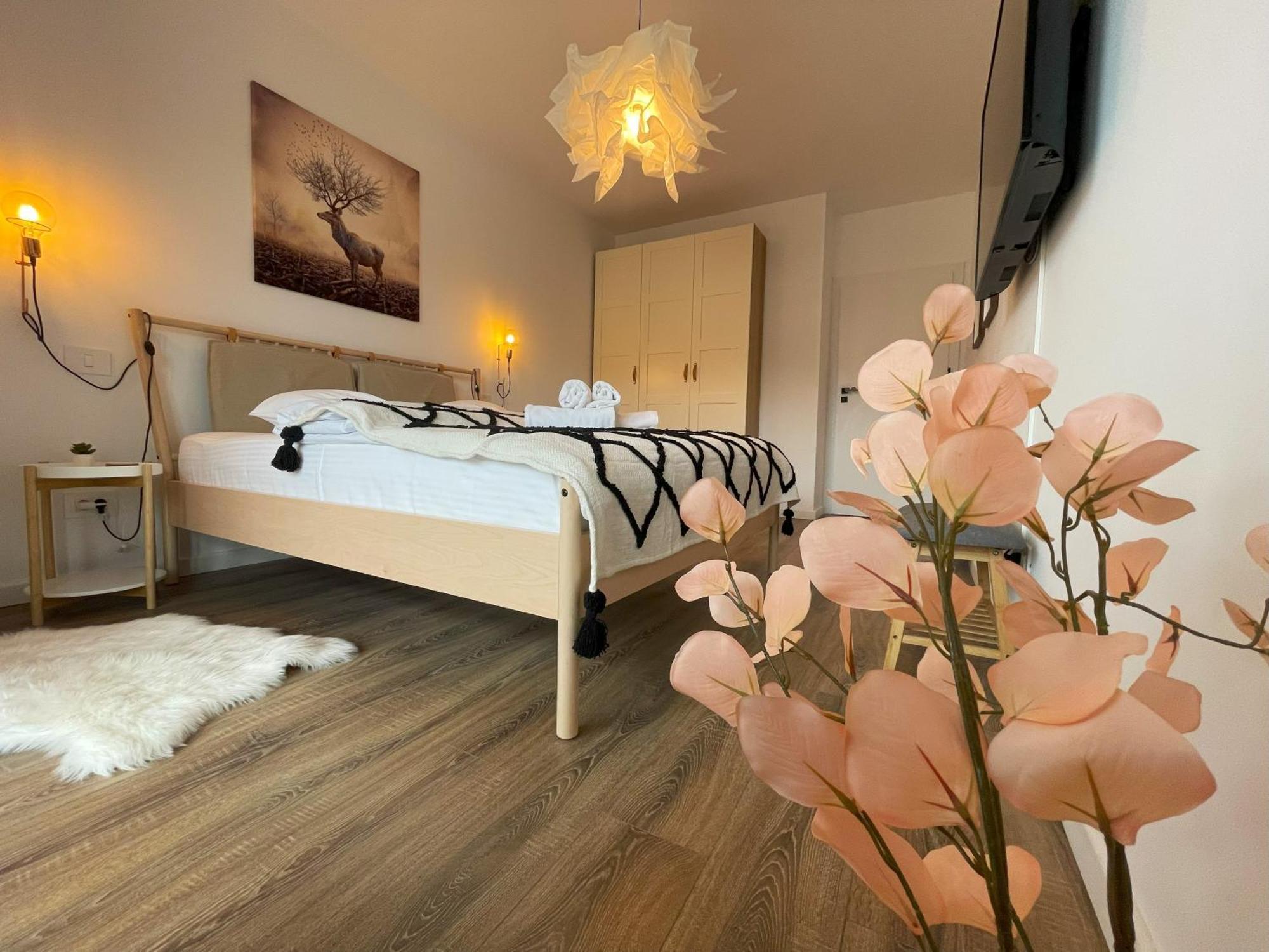 Rosewood Boutique Apartment Sinaia Ngoại thất bức ảnh